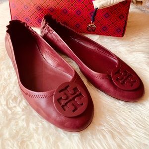 EUC Tory Burch Garnet Napa Leather Minnie Flats